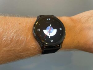 Kokeilu | OnePlus Watch -älykello – Käyttäjille, jotka kaipaavat vain perusominaisuuksia ja pitkää a...